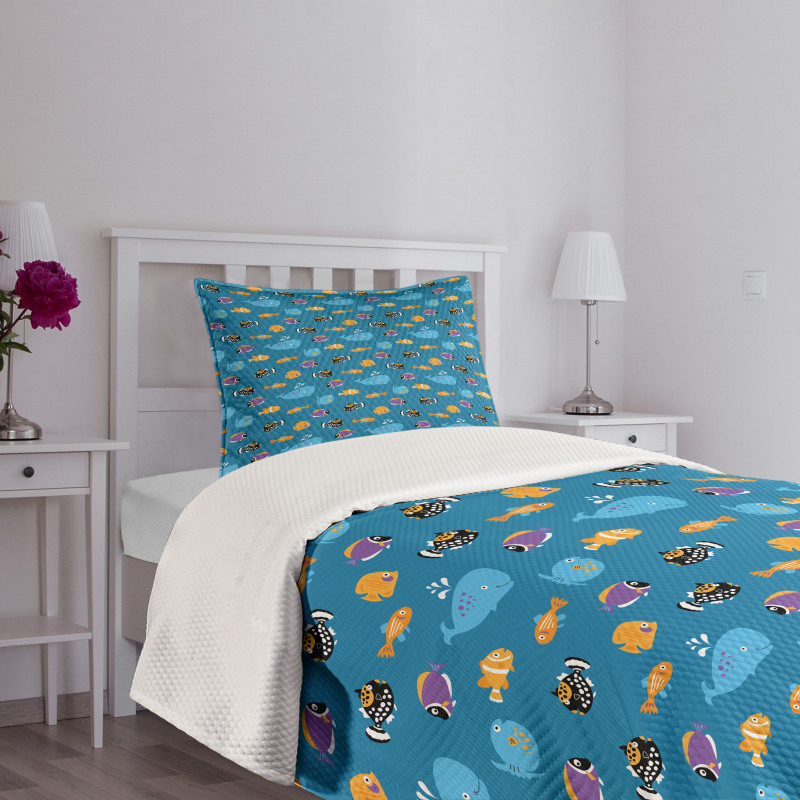 Whale and Aquarium Fauna Bedspread Set