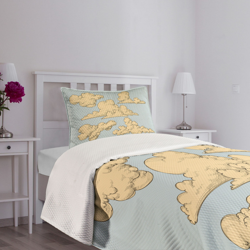 Vintage Clouds in the Sky Bedspread Set