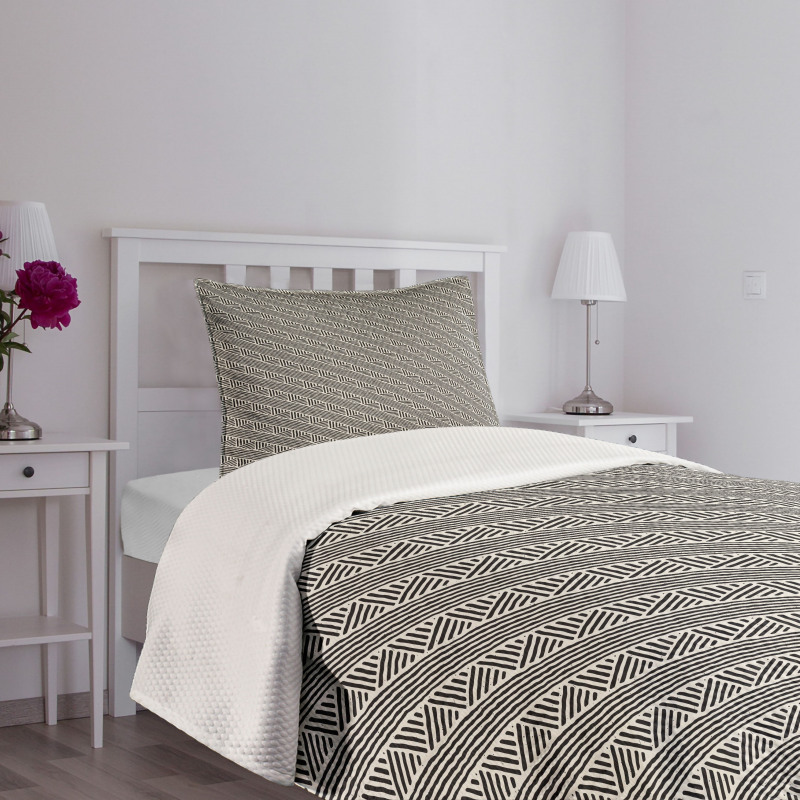 Diagonal Lines Chevron Bedspread Set