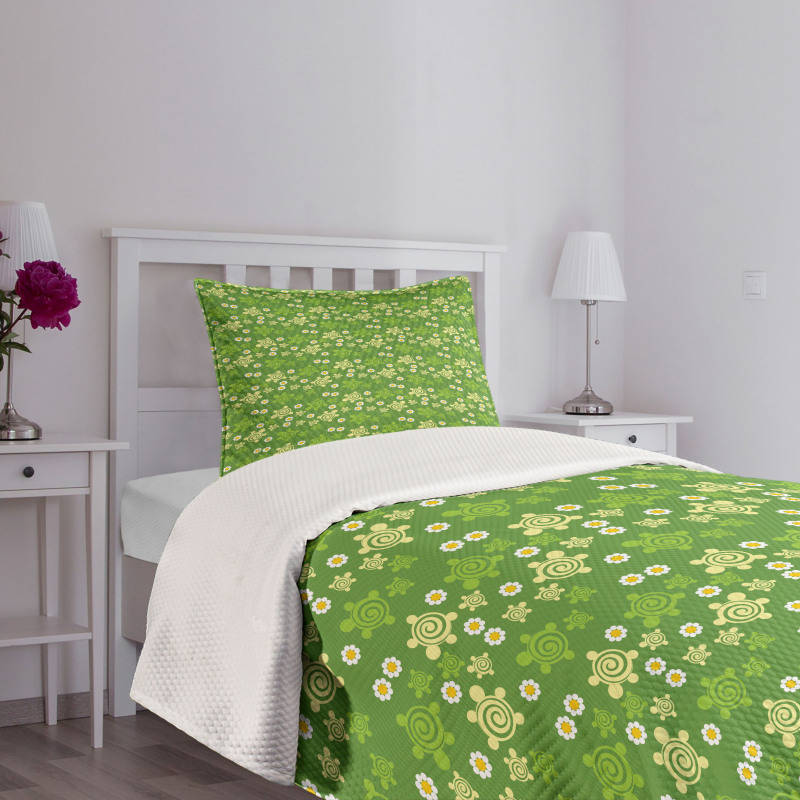 Spring Revival Pattern Bedspread Set