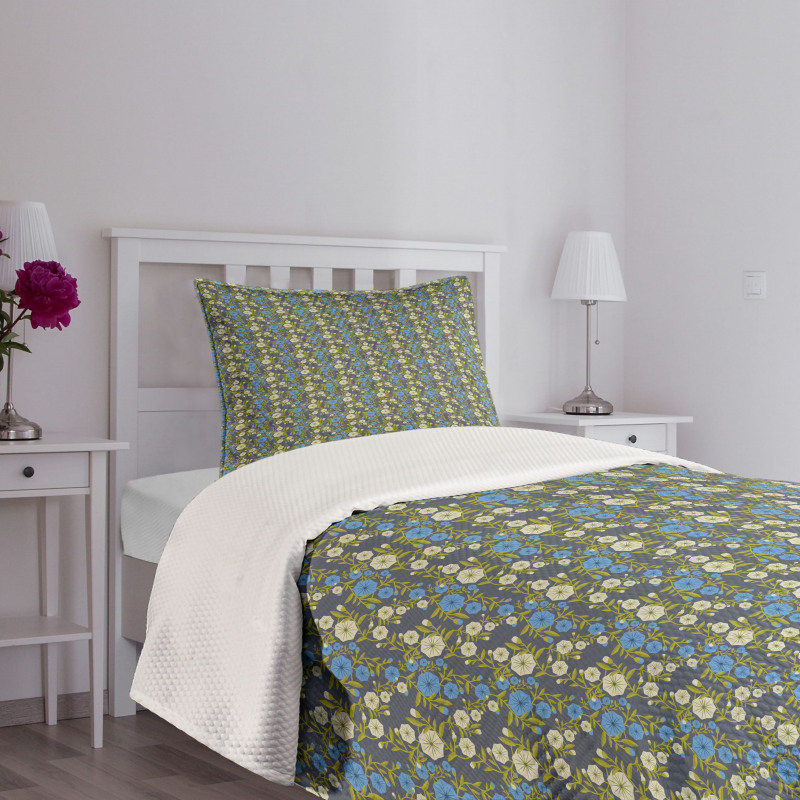 Bindweed Blooms Bedspread Set