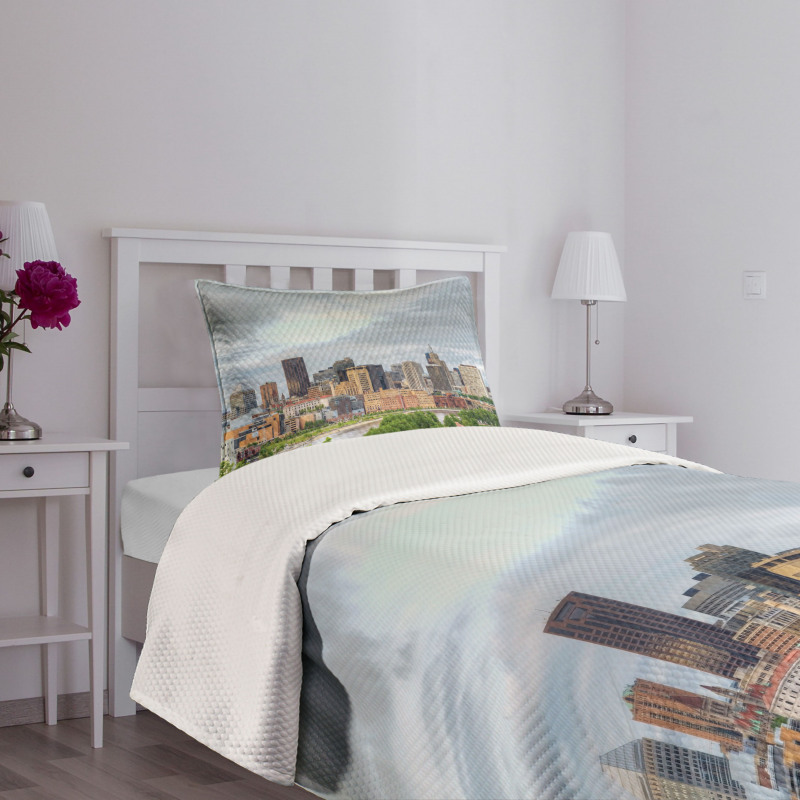 Downtown Saint Paul Bedspread Set