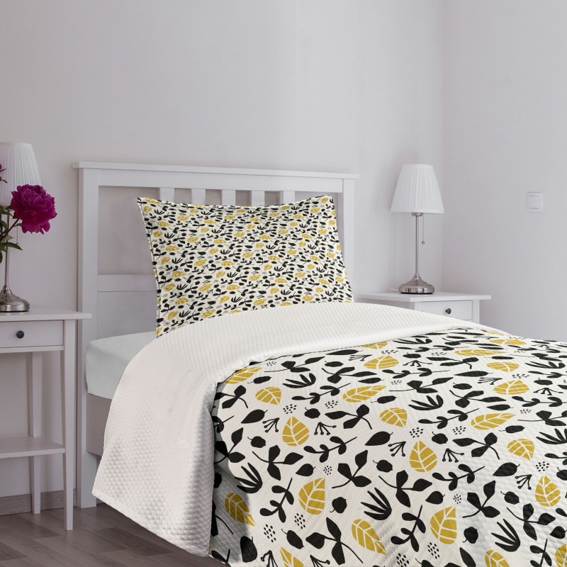 Repeating Silhouettes Bedspread Set