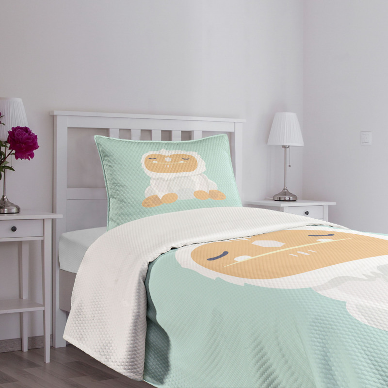 Graphic Happy Yeti Bedspread Set