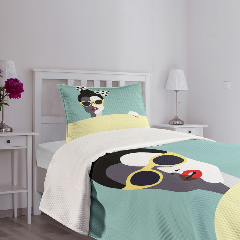 Retro Pop Art Young Woman Bedspread Set