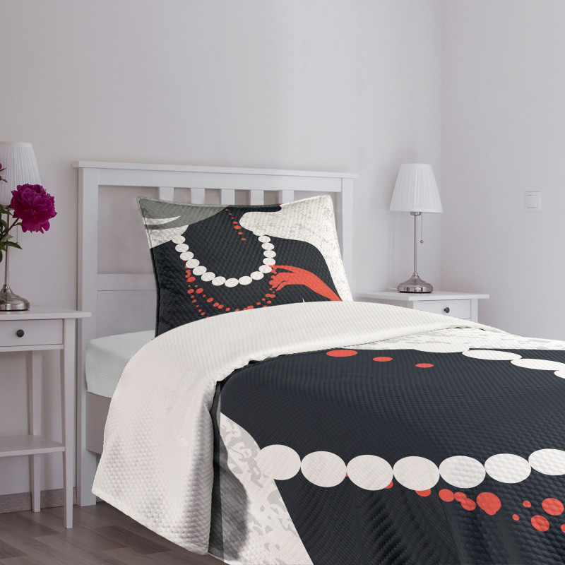 Pearl Necklace Bedspread Set