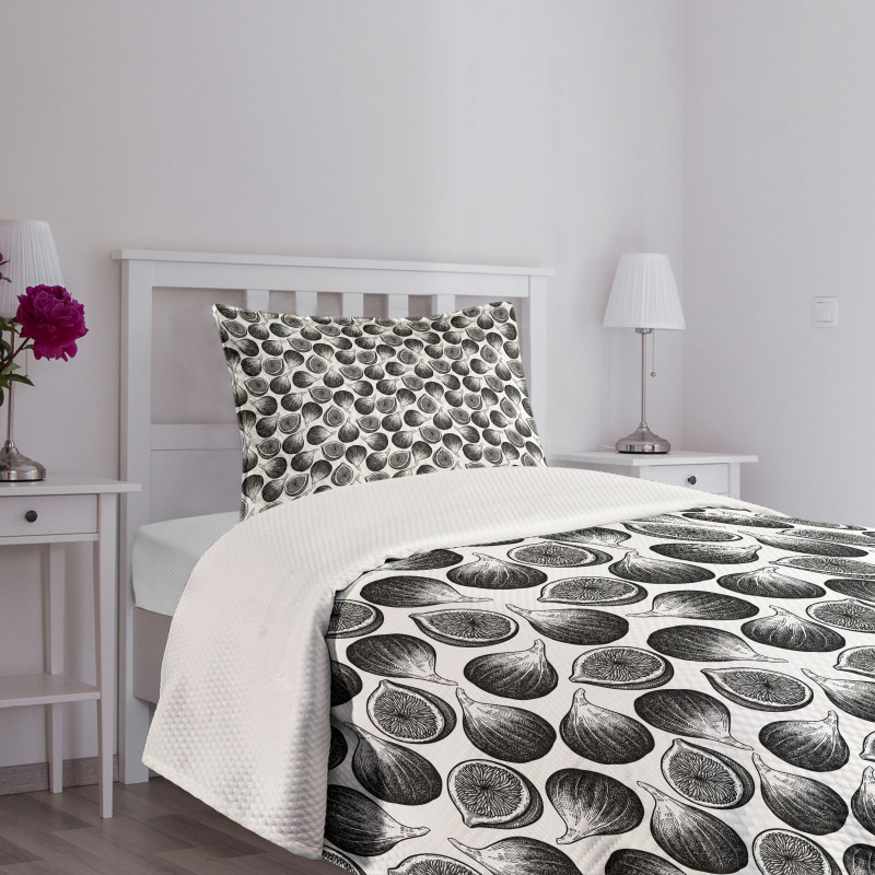 Engraving Style Figs Bedspread Set