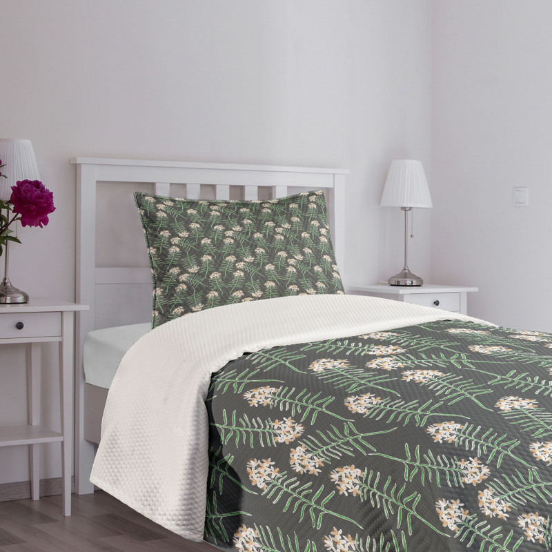 Rosemary Branches Bedspread Set