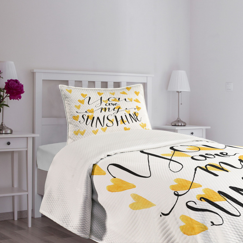 Hearts and Words Bedspread Set