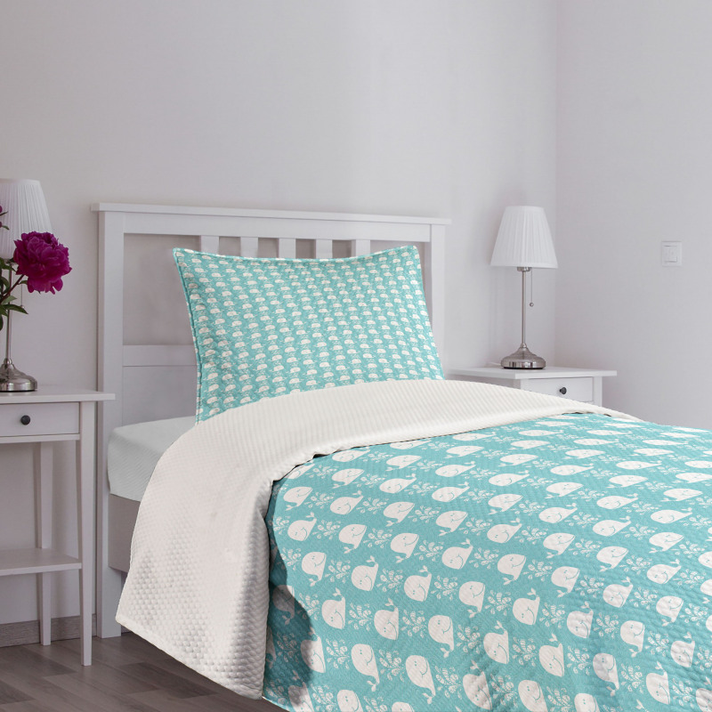 Waves and Whales Bedspread Set