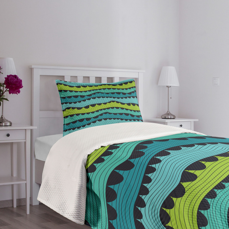 Waves Artwork Bedspread Set