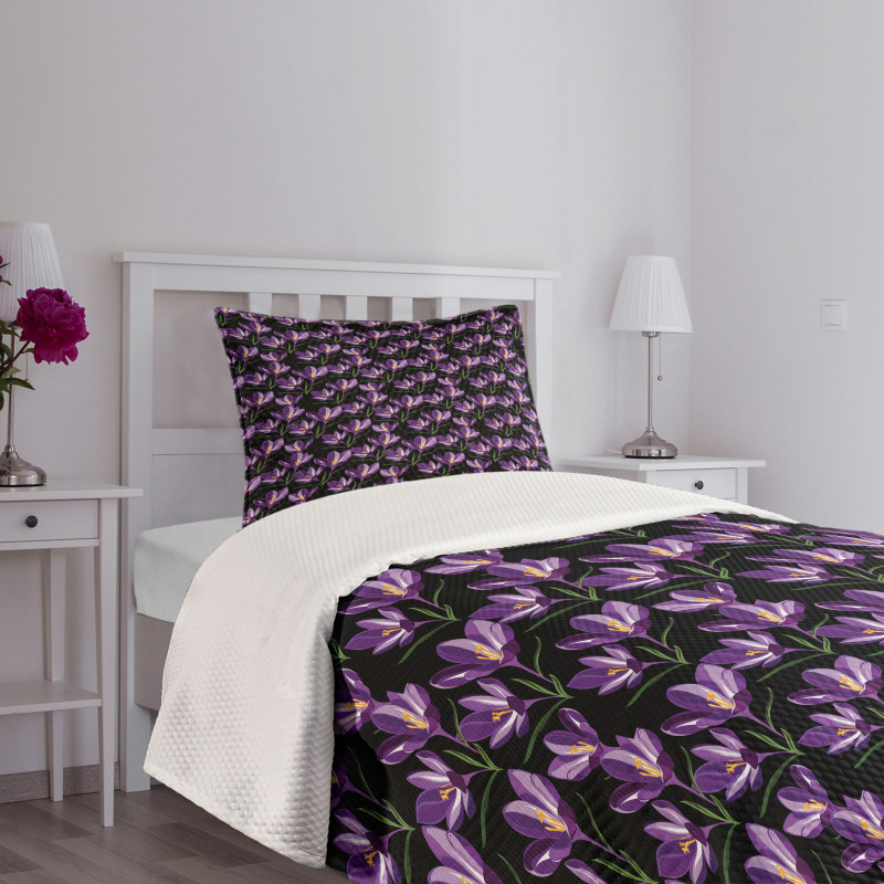 Tender Crocus Bouquet Bedspread Set