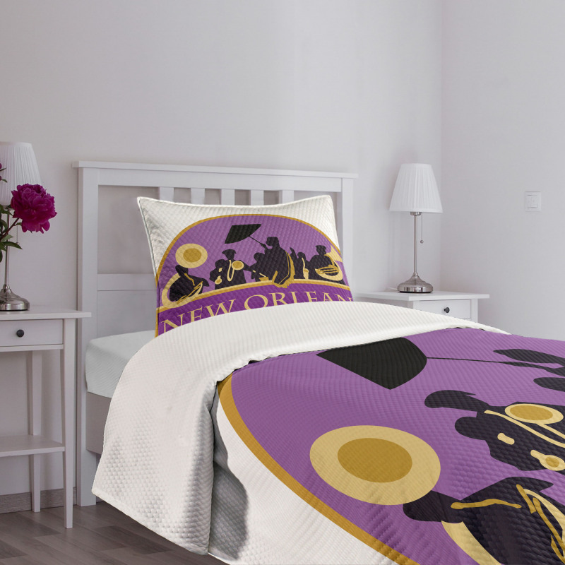 French Quarter Band Bedspread Set