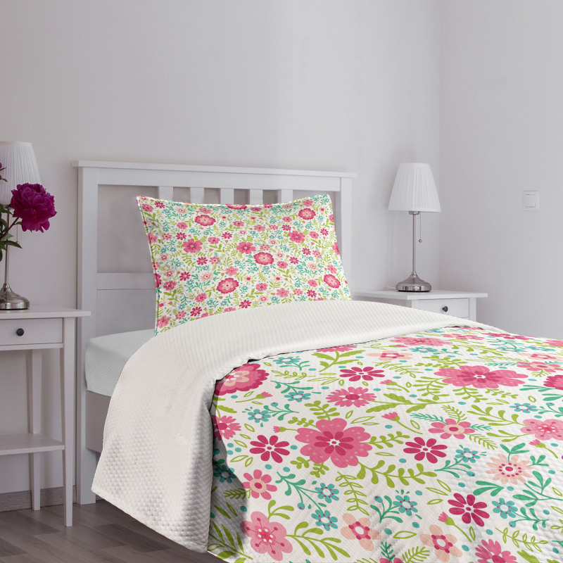 Blossoming Field Fern Leaves Bedspread Set