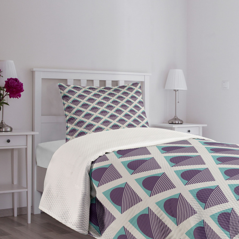 Squares Circles Stripes Bedspread Set