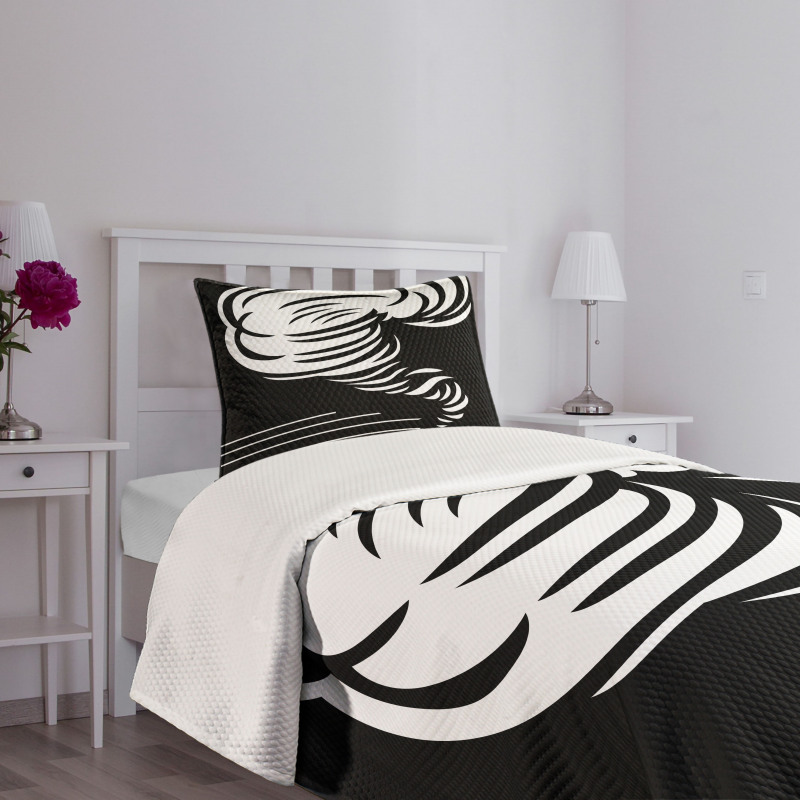 Monochrome Twister Design Bedspread Set