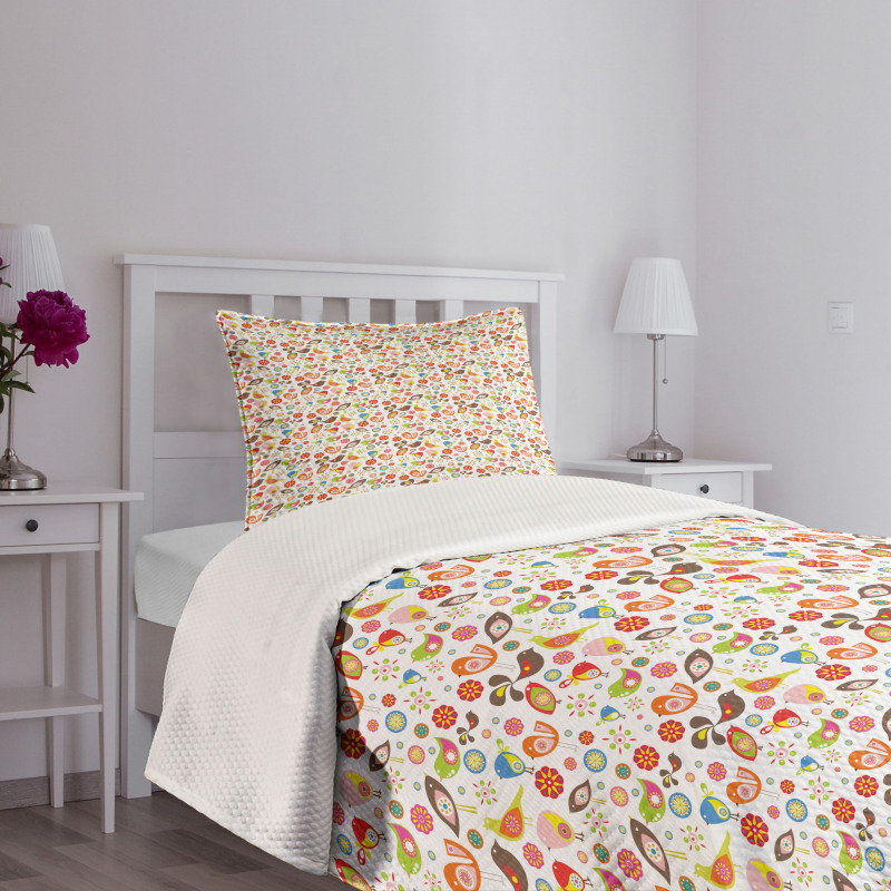 Abstract Ornamental Birds Bedspread Set