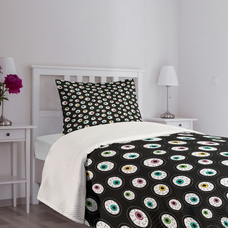 Dashed Circles Cartoon Eyes Bedspread Set