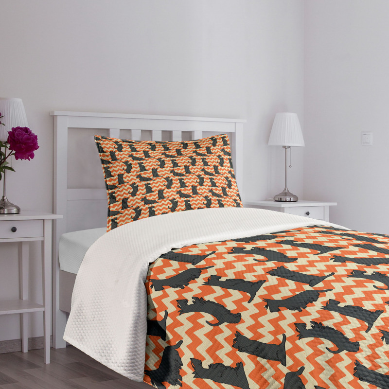 Crooked Zigzag Backdrop Bedspread Set