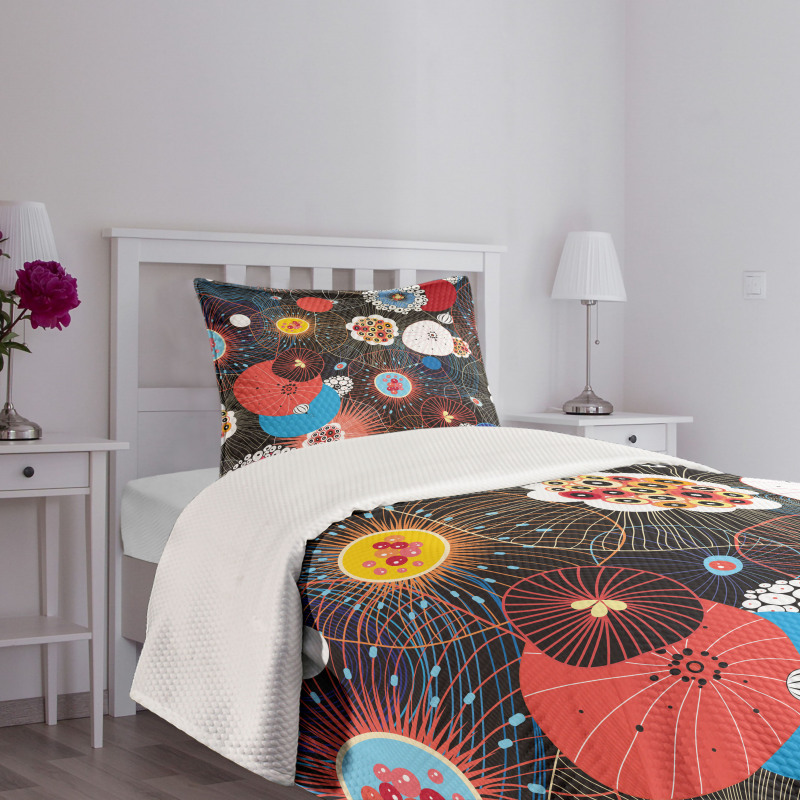 Psychedelic Floral Pattern Bedspread Set