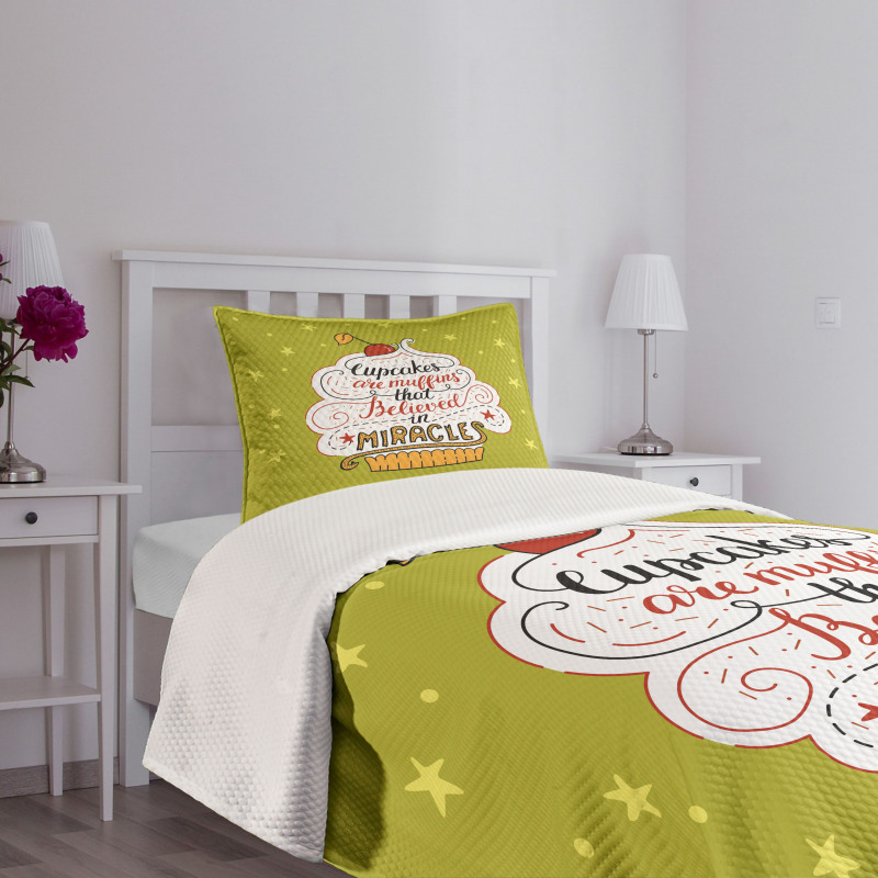 Miracles Lettering Bedspread Set