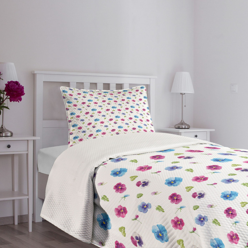 Pansy Petals and Sprouts Bedspread Set