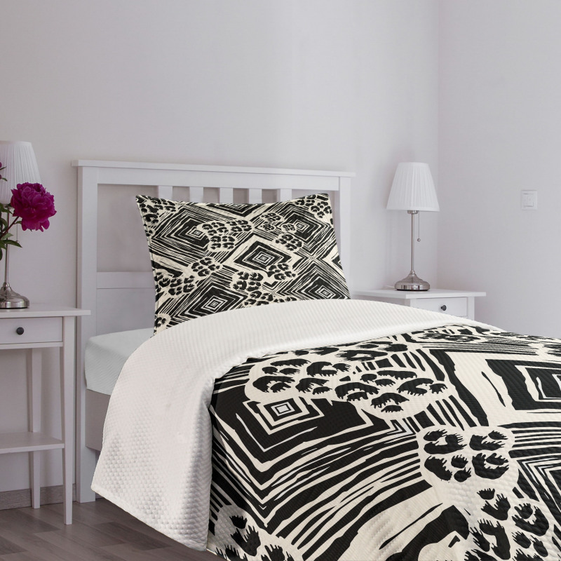 Ink Brush Style Argyle Bedspread Set