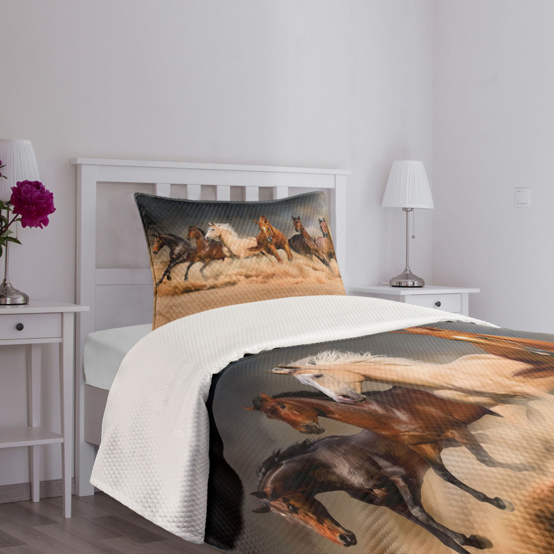 Equine Themed Animals Bedspread Set