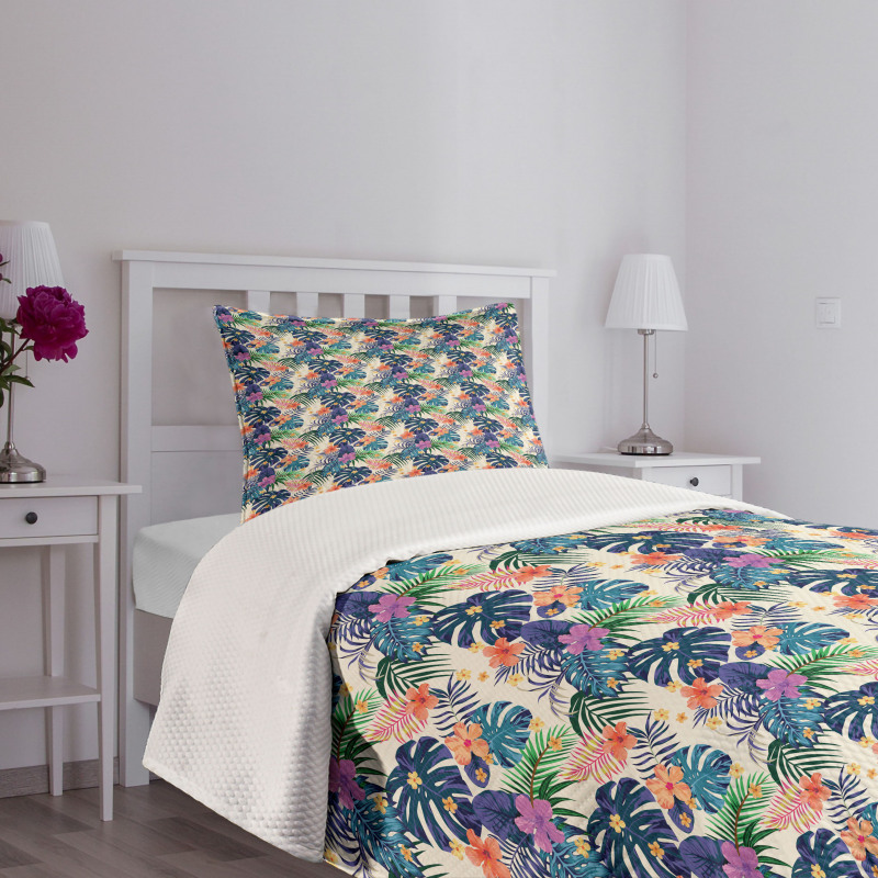 Flowers of Exotic Plants Bedspread Set