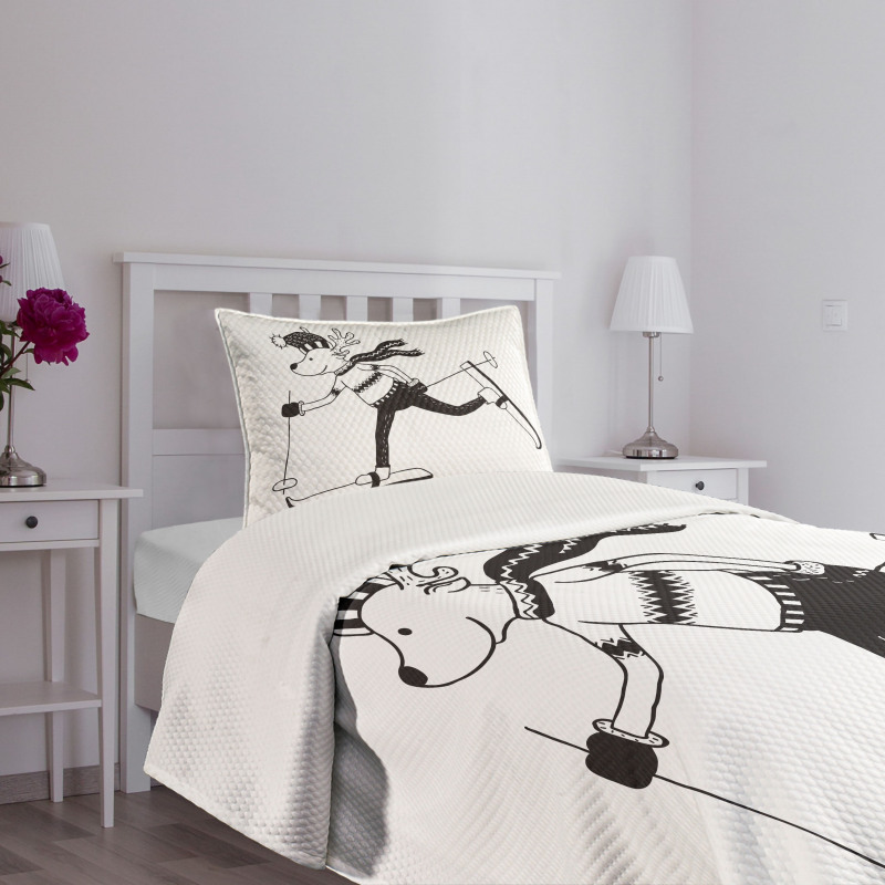 Skiing Funny Reindeer Bedspread Set