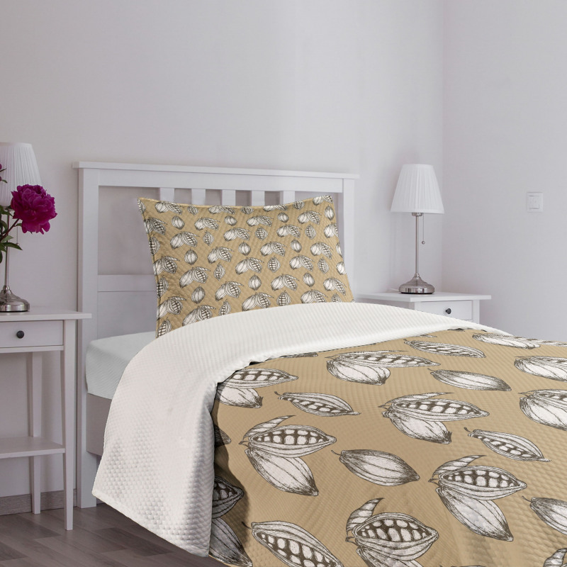 Botanical and Grunge Pattern Bedspread Set