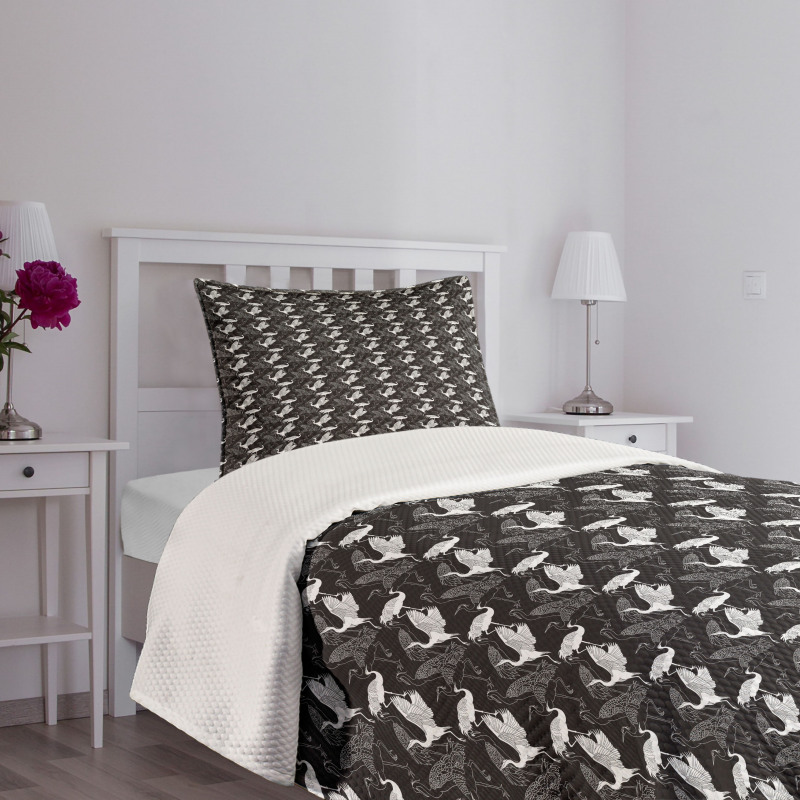 Bird Pattern Bedspread Set