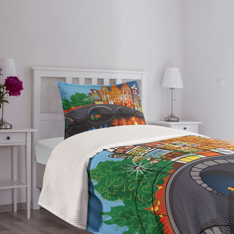 Night City Canal Bridge Bedspread Set