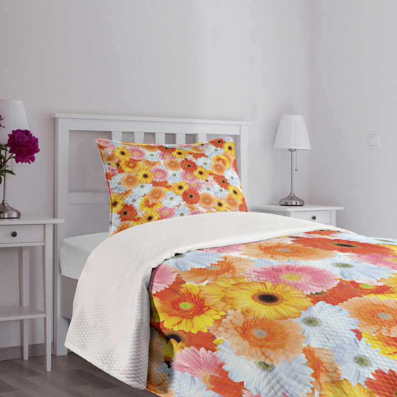 Realistic Fresh Growth Bedspread Set