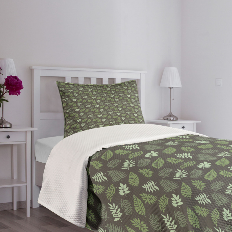 Foliage Composition Exotic Bedspread Set