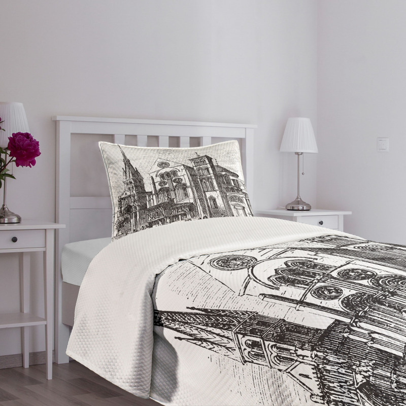 Notre-Dame-en-Vaux Art Bedspread Set