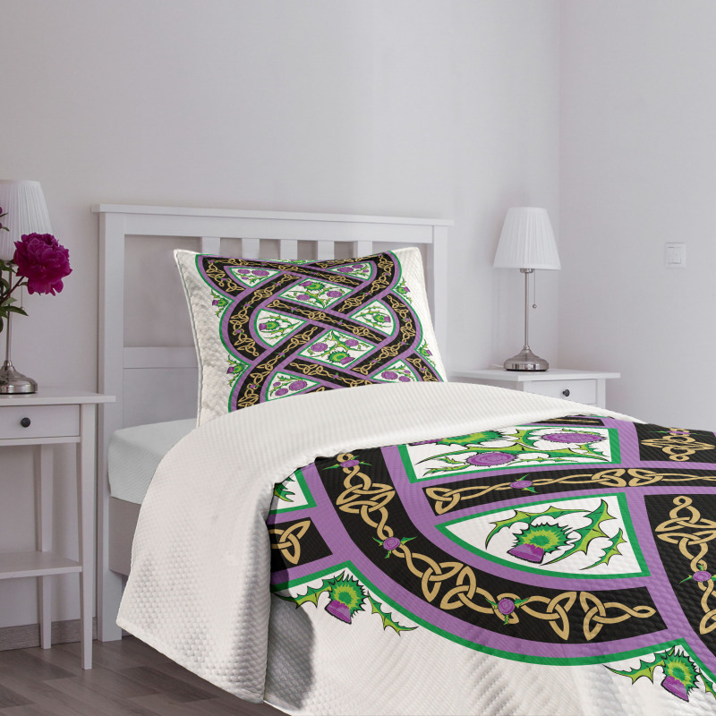 Celtic Ornamental Motif Bedspread Set