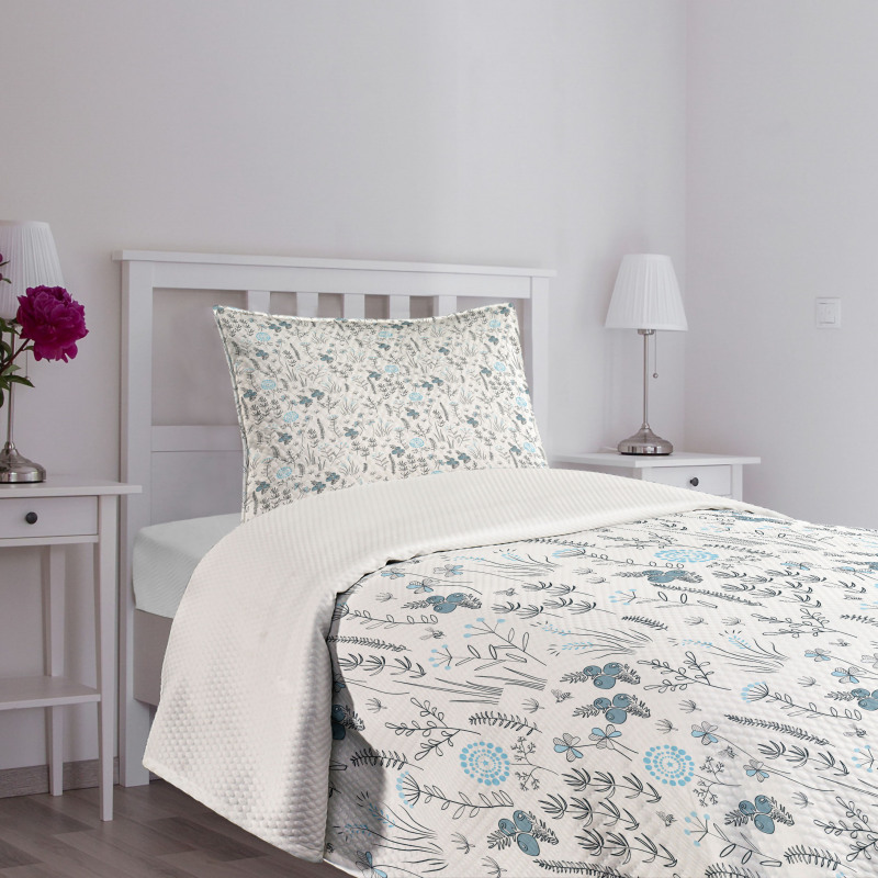 Delicate Plants Flowers Bedspread Set