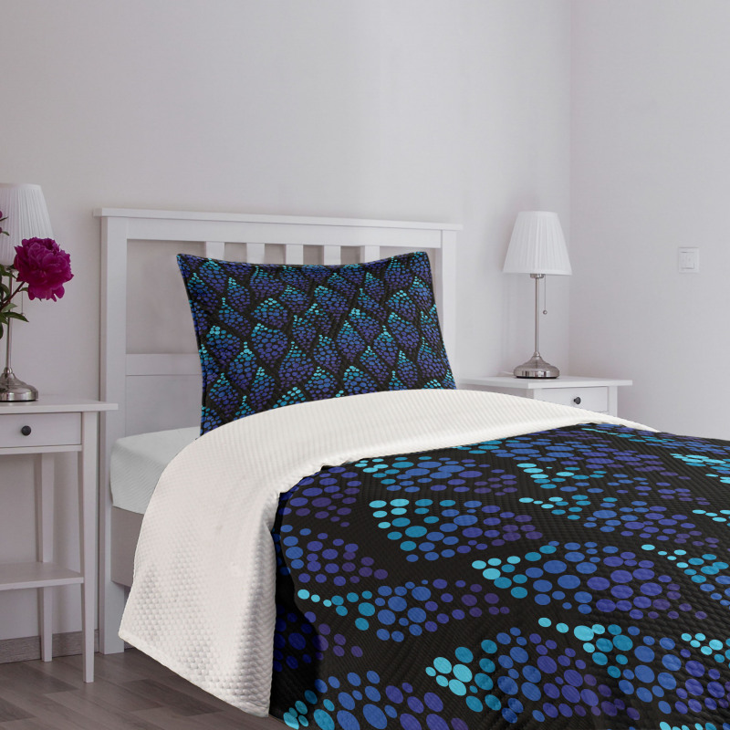 Dotted Waves Illustration Bedspread Set