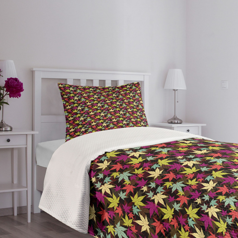 Motley Autumn Tree Foliage Bedspread Set