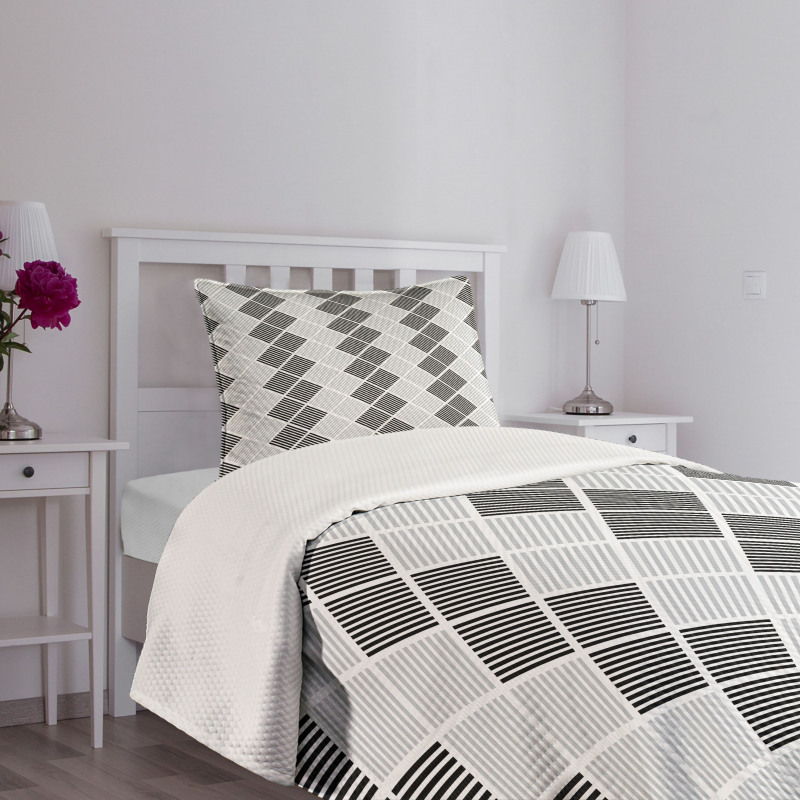 Abstract Symmetric Lines Bedspread Set