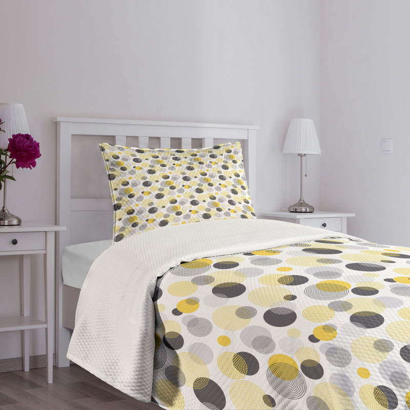 Contemporary Dotted Ovals Bedspread Set