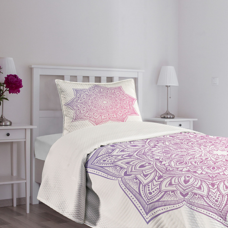 Oriental Yoga Round Bedspread Set