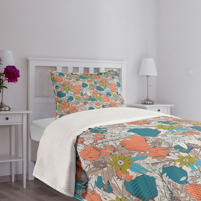 Tulips Poppy and Foliage Bedspread Set