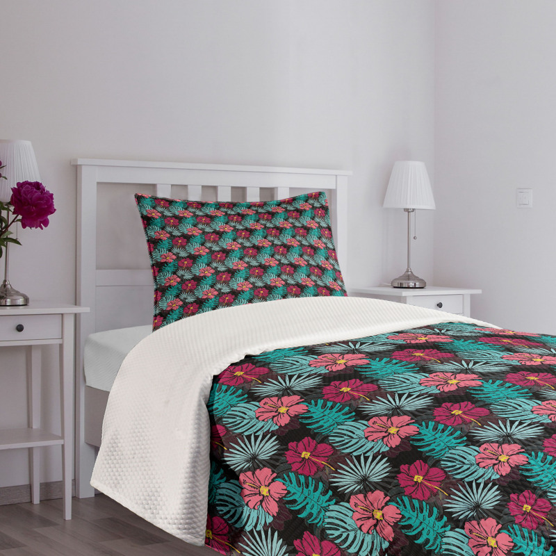 Hibiscus Monstera Leaves Bedspread Set