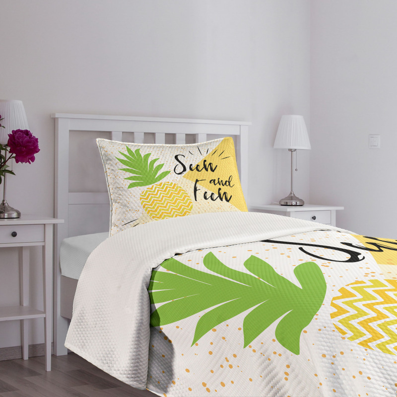 Sun and Fun Pineapple Bedspread Set
