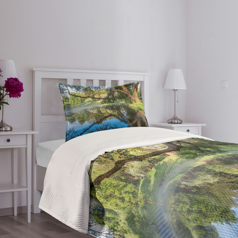 Foggy Scene over Water Bedspread Set