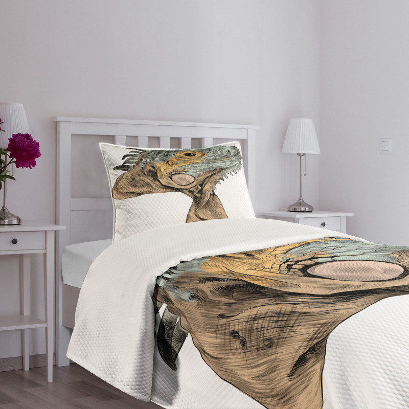 Animal Portrait Flappy Neck Bedspread Set