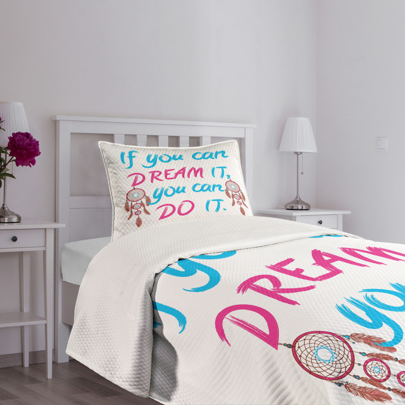 Motifs Words Bedspread Set