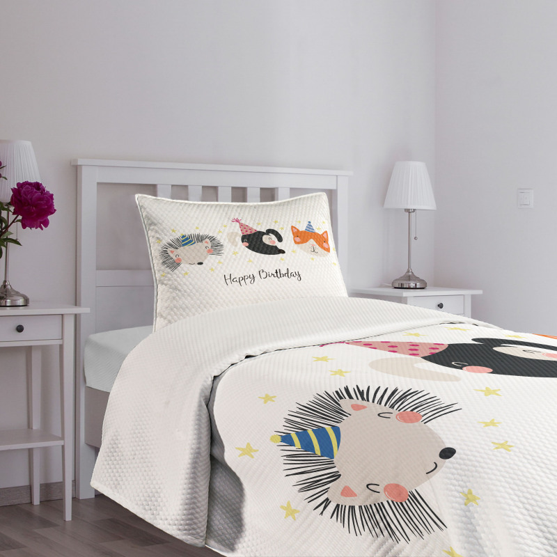 Hedgehog Cat Cursive Bedspread Set